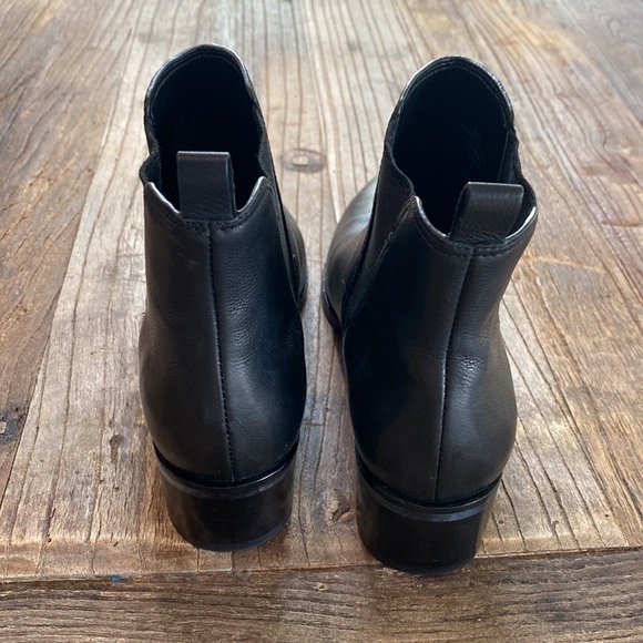 Black ankle boots - Picture 3 of 3